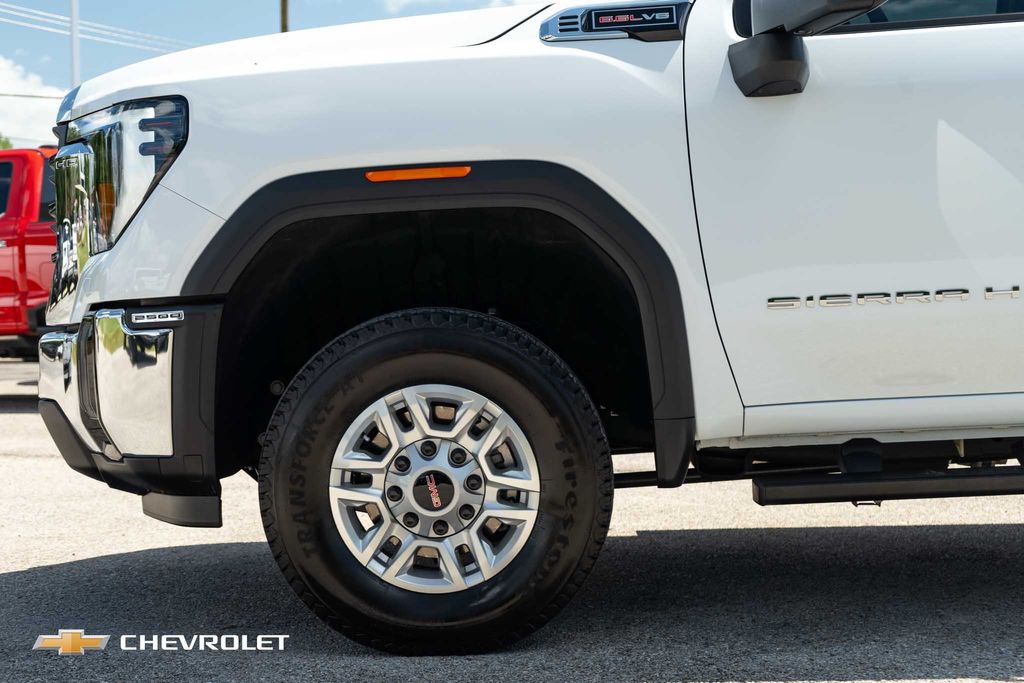 Used 2026 GMC Sierra 2500 Pro AWD/4WD image 12