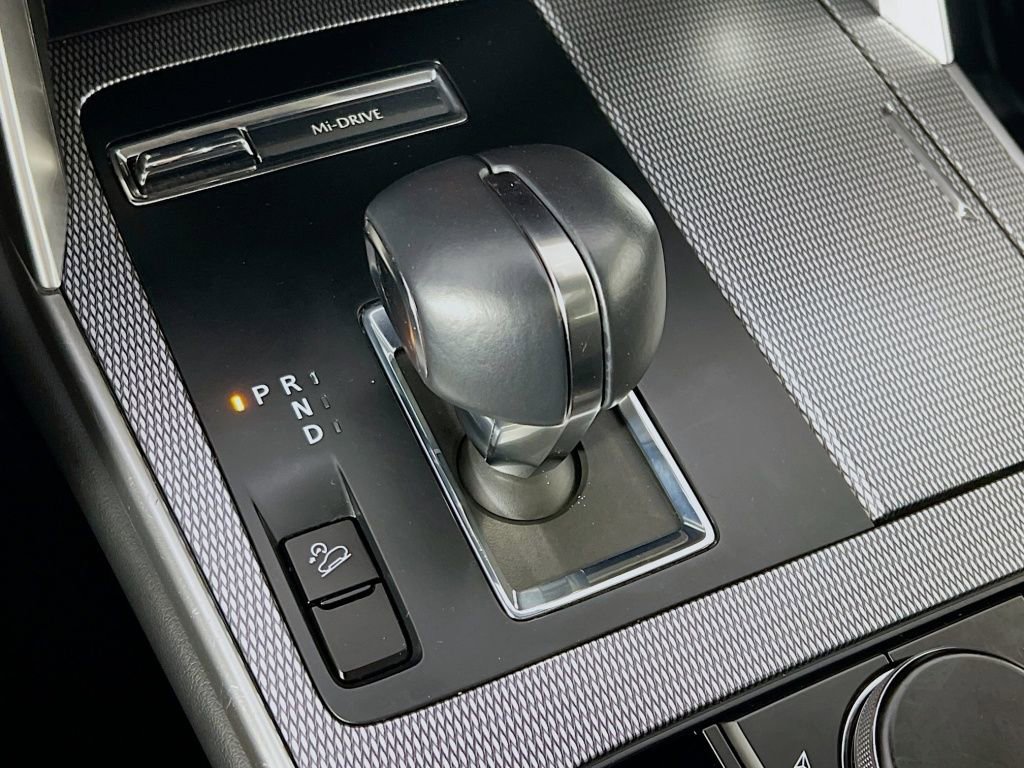 Used 2025 MAZDA CX-70 3.3 Turbo w/ Preferred Package image 17