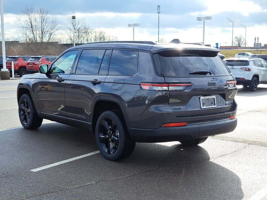 New 2025 Jeep Grand Cherokee L Altitude image 3