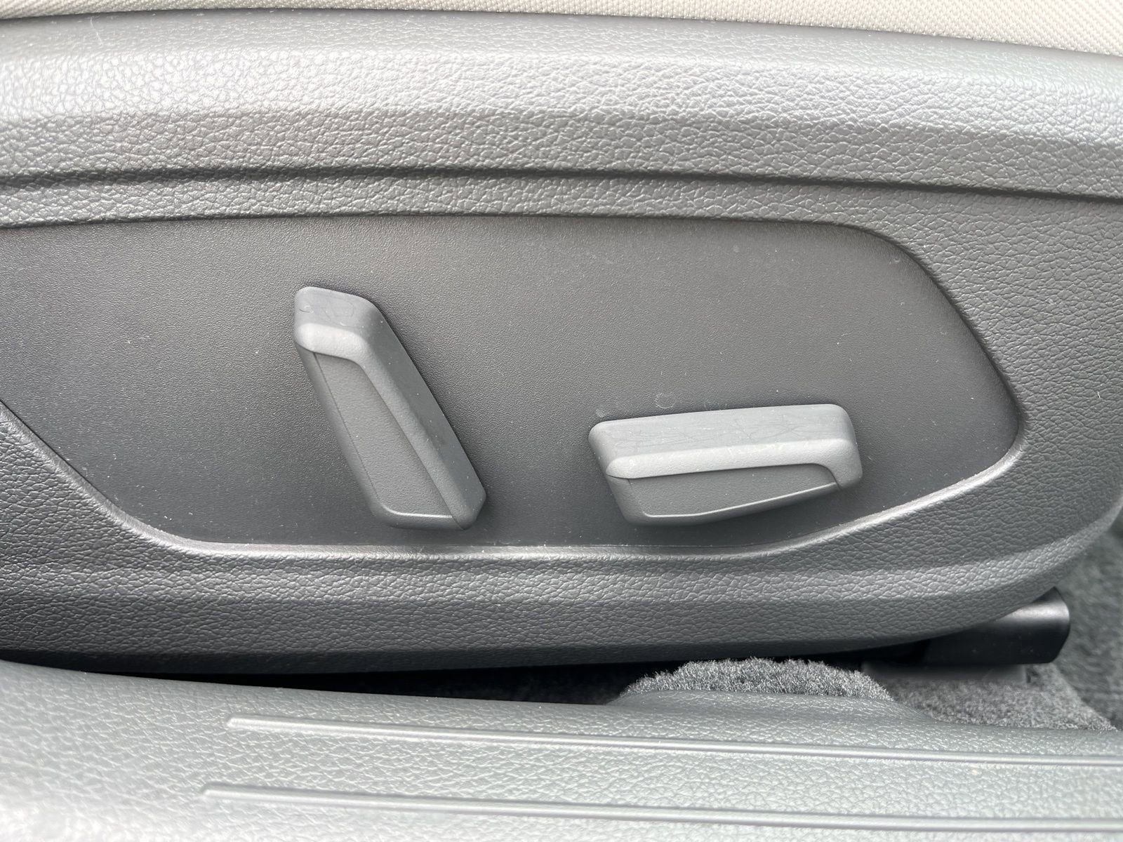 Used 2024 Hyundai Sonata Limited FWD image 19