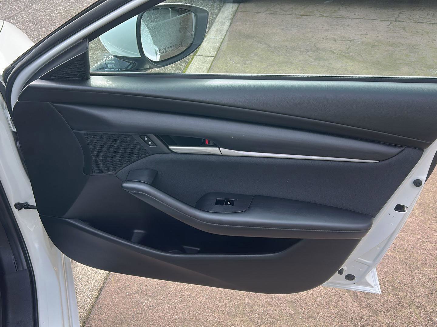 Used 2022 MAZDA MAZDA3 s image 19