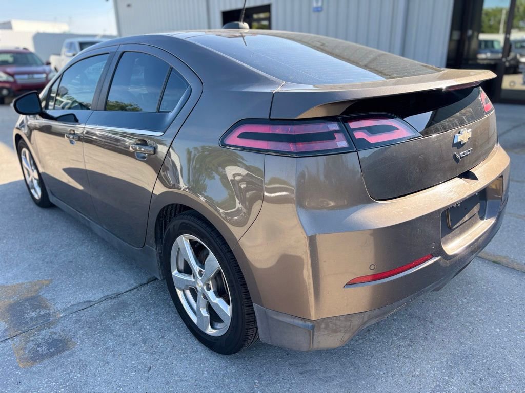 Used 2015 Chevrolet Volt Premium w/ Premium Trim Package image 3