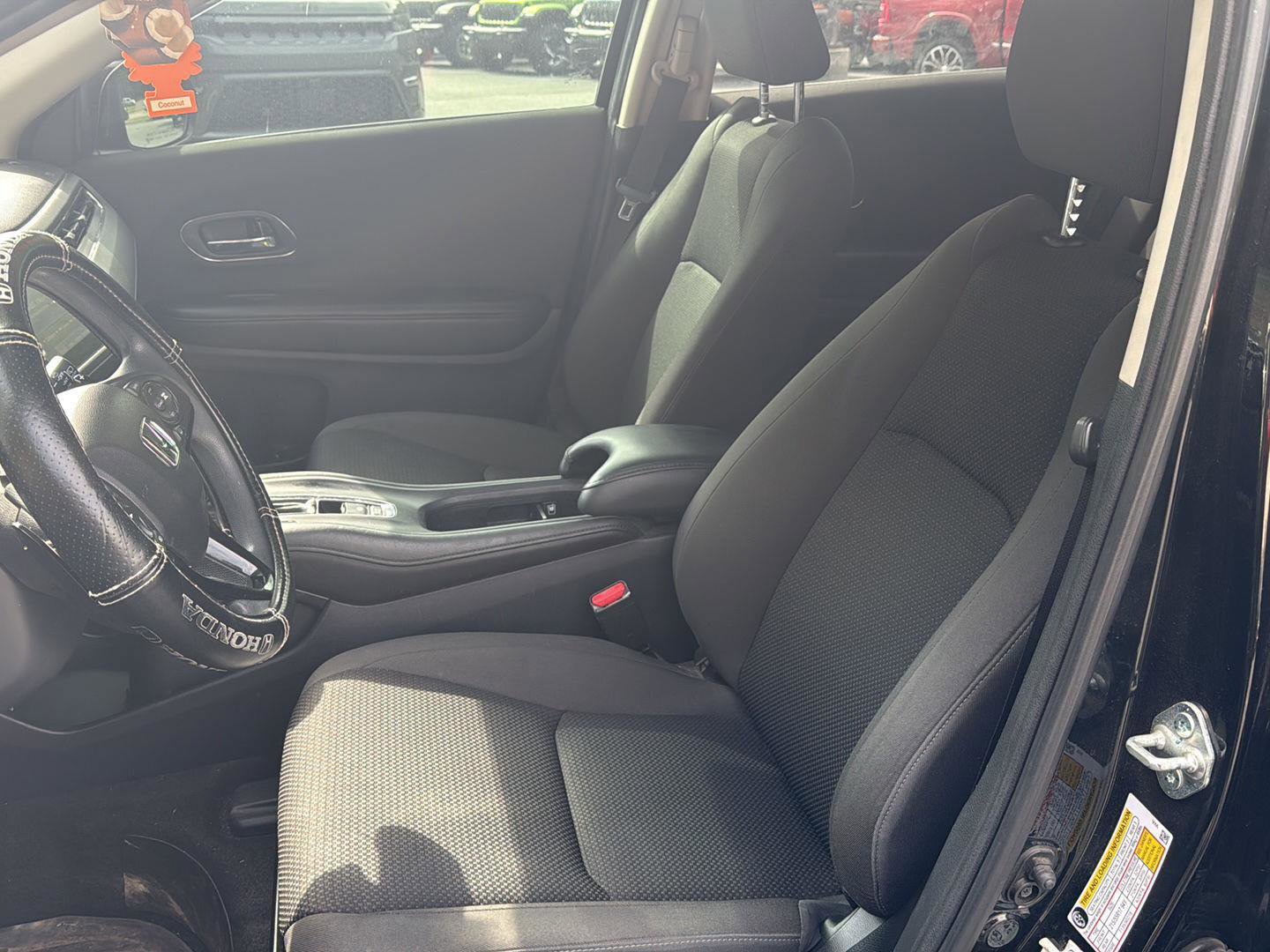 Used 2021 Honda HR-V EX image 9