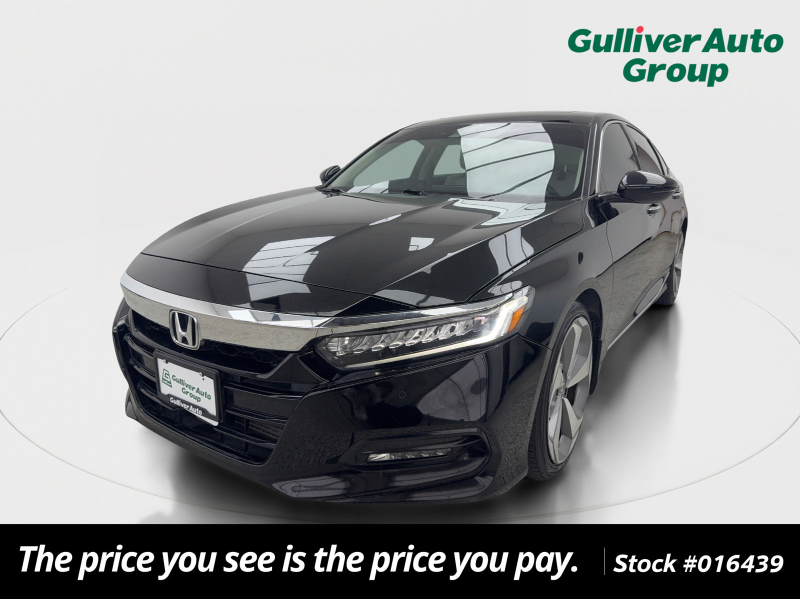 Used 2018 Honda Accord Touring image 1