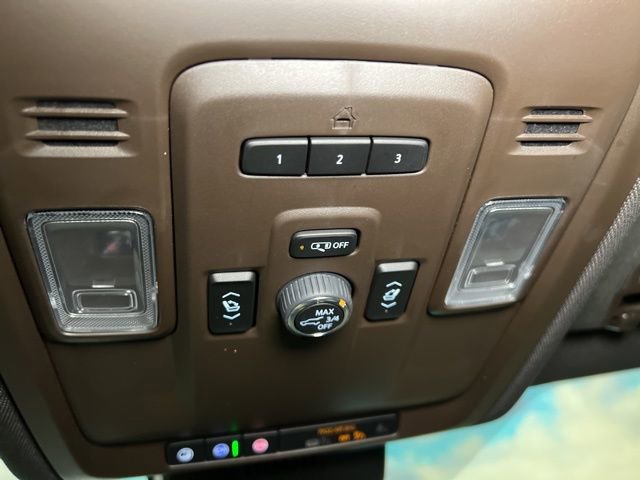 Used 2024 Chevrolet Tahoe Z71 w/ Z71 Off-Road Package AWD/4WD image 49