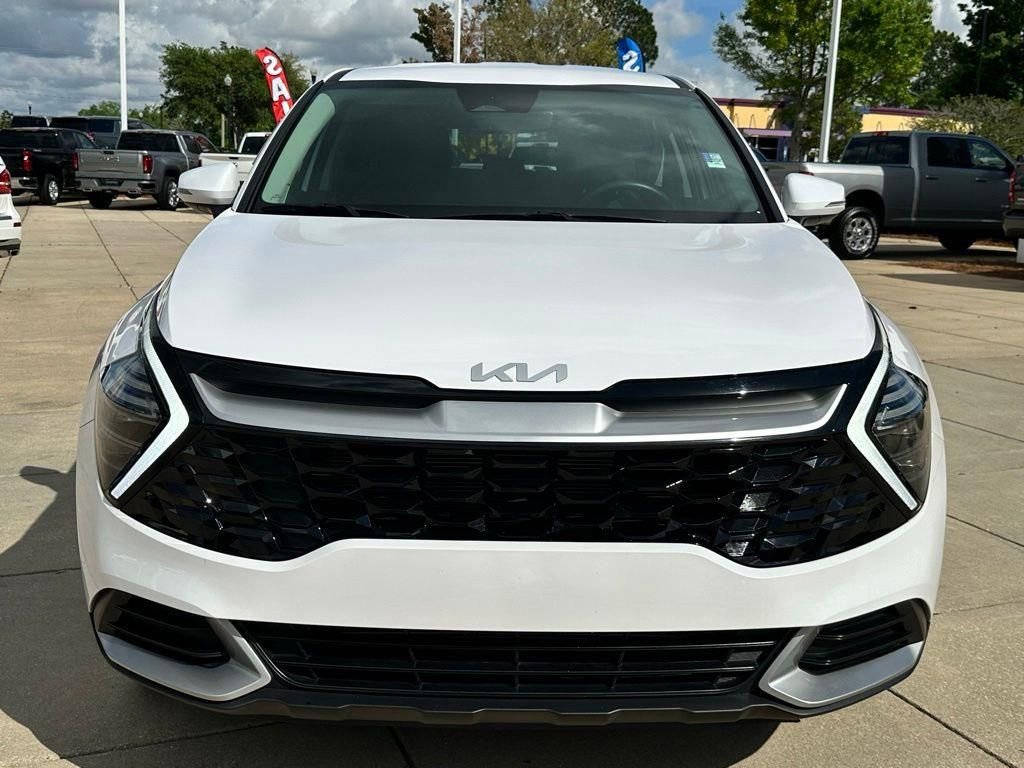 Used 2024 Kia Sportage EX image 3
