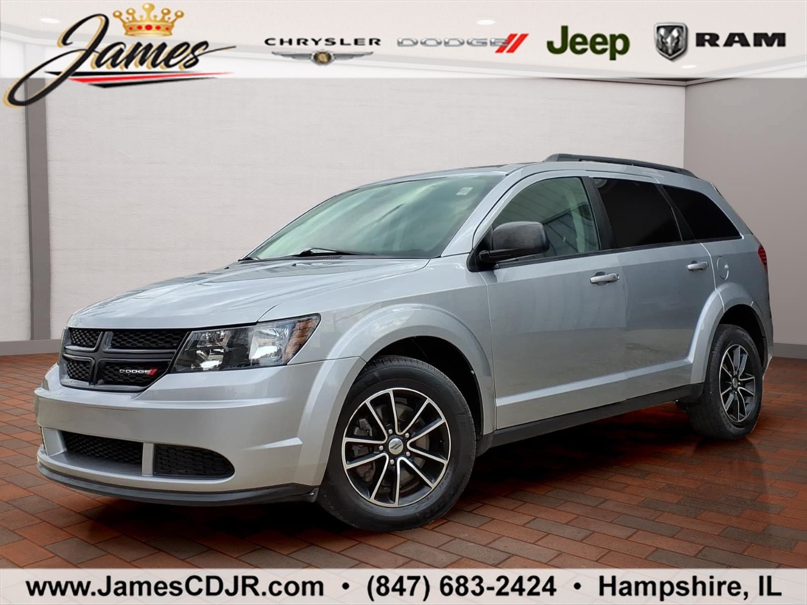 Used 2018 Dodge Journey SE w/ Blacktop Package FWD image 1