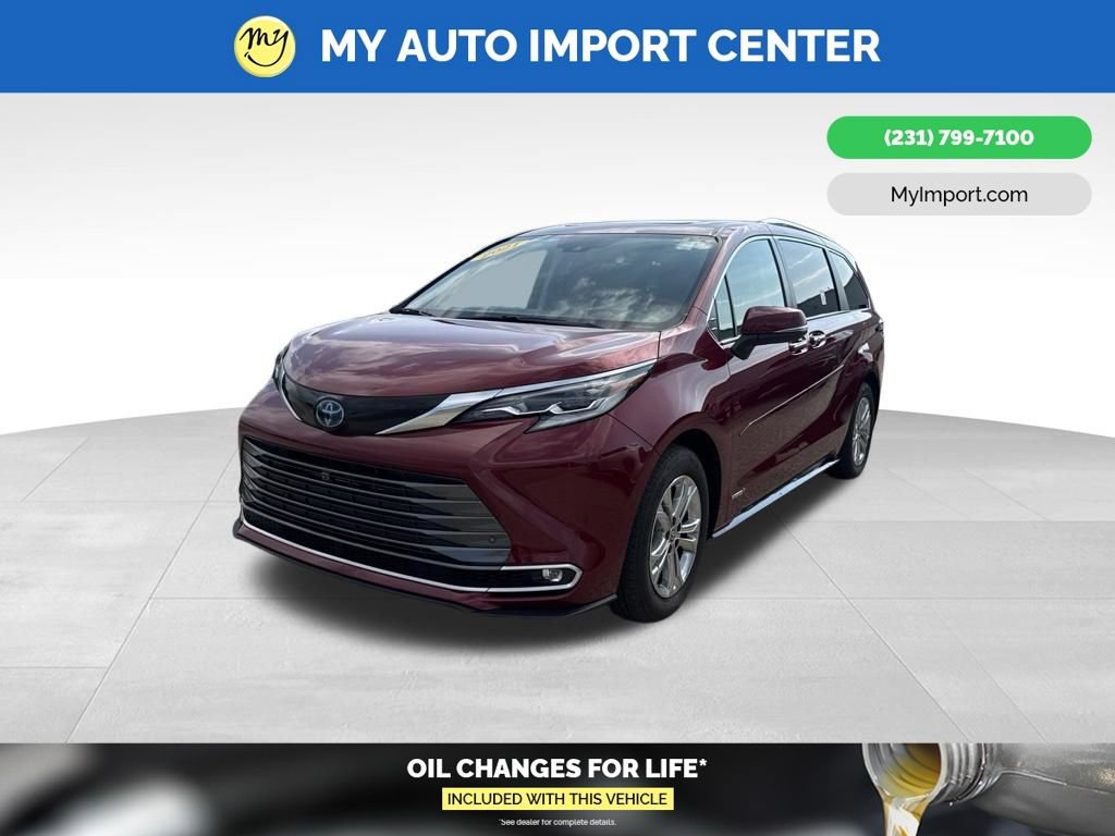 Used 2021 Toyota Sienna Platinum AWD/4WD image 3