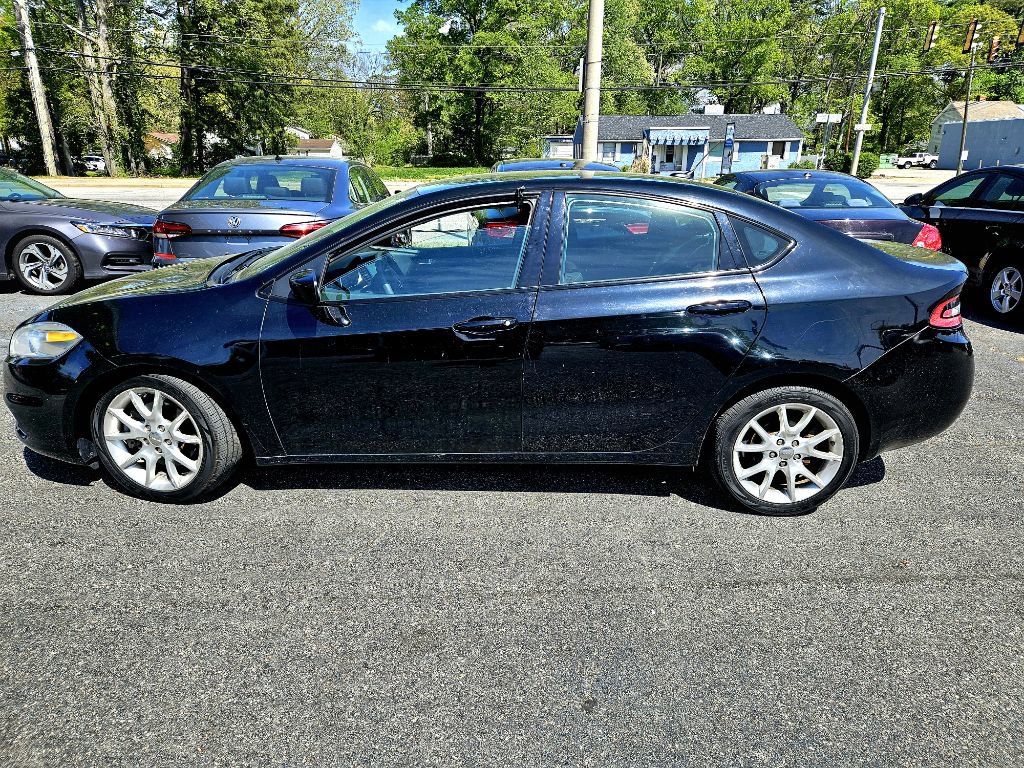 Used 2013 Dodge Dart SXT image 2