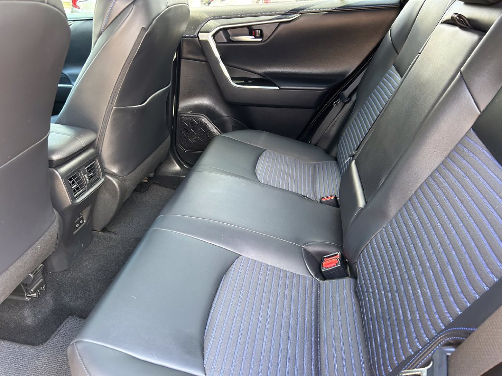 Used 2024 Toyota RAV4 XSE w/ Advanced Technology Package AWD/4WD image 16