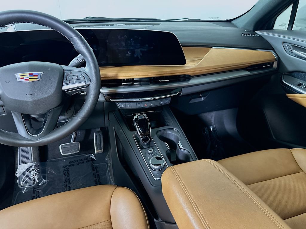 Used 2025 Cadillac XT4 Sport image 19