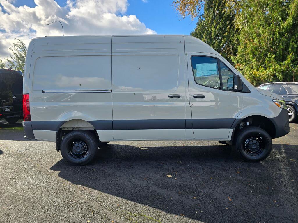 New 2026 Mercedes-Benz Sprinter 144 Cargo image 7