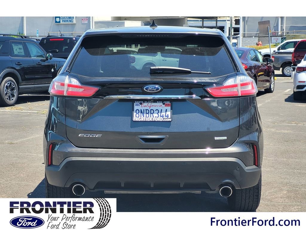 Used 2020 Ford Edge SE FWD image 5