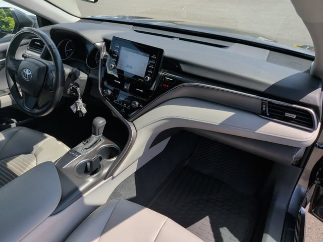 Used 2024 Toyota Camry SE FWD image 32