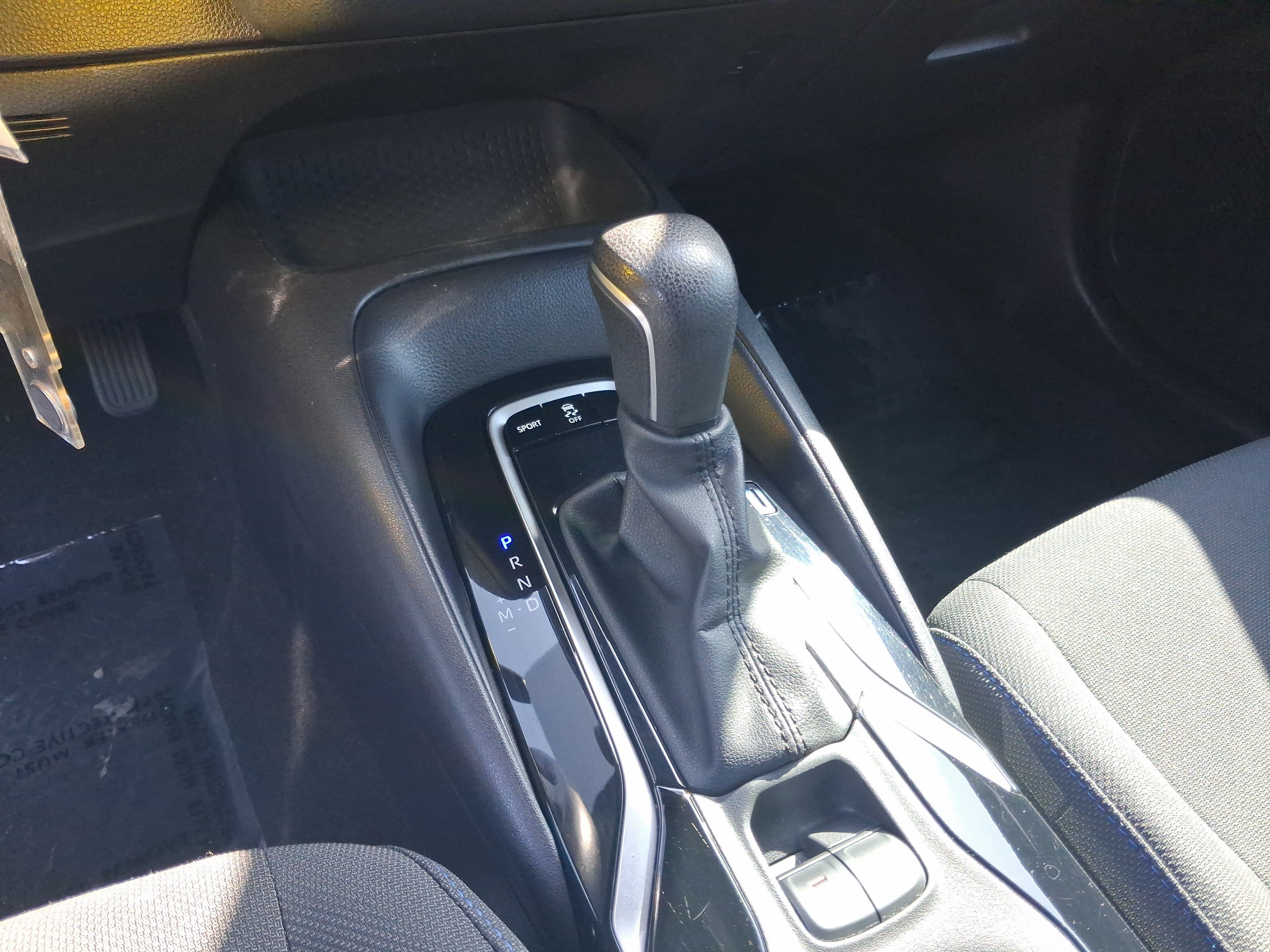 Used 2022 Toyota Corolla SE FWD image 15