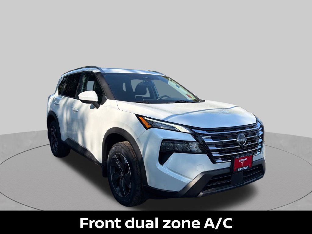 Certified 2025 Nissan Rogue SV w/ SV Premium Package FWD image 9