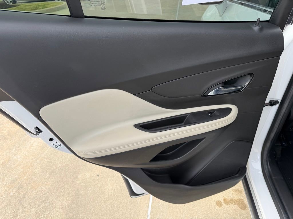 Used 2018 Buick Encore Preferred image 15