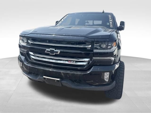 Used 2017 Chevrolet Silverado 1500 LTZ Z71 w/ LTZ Plus Package AWD/4WD image 2