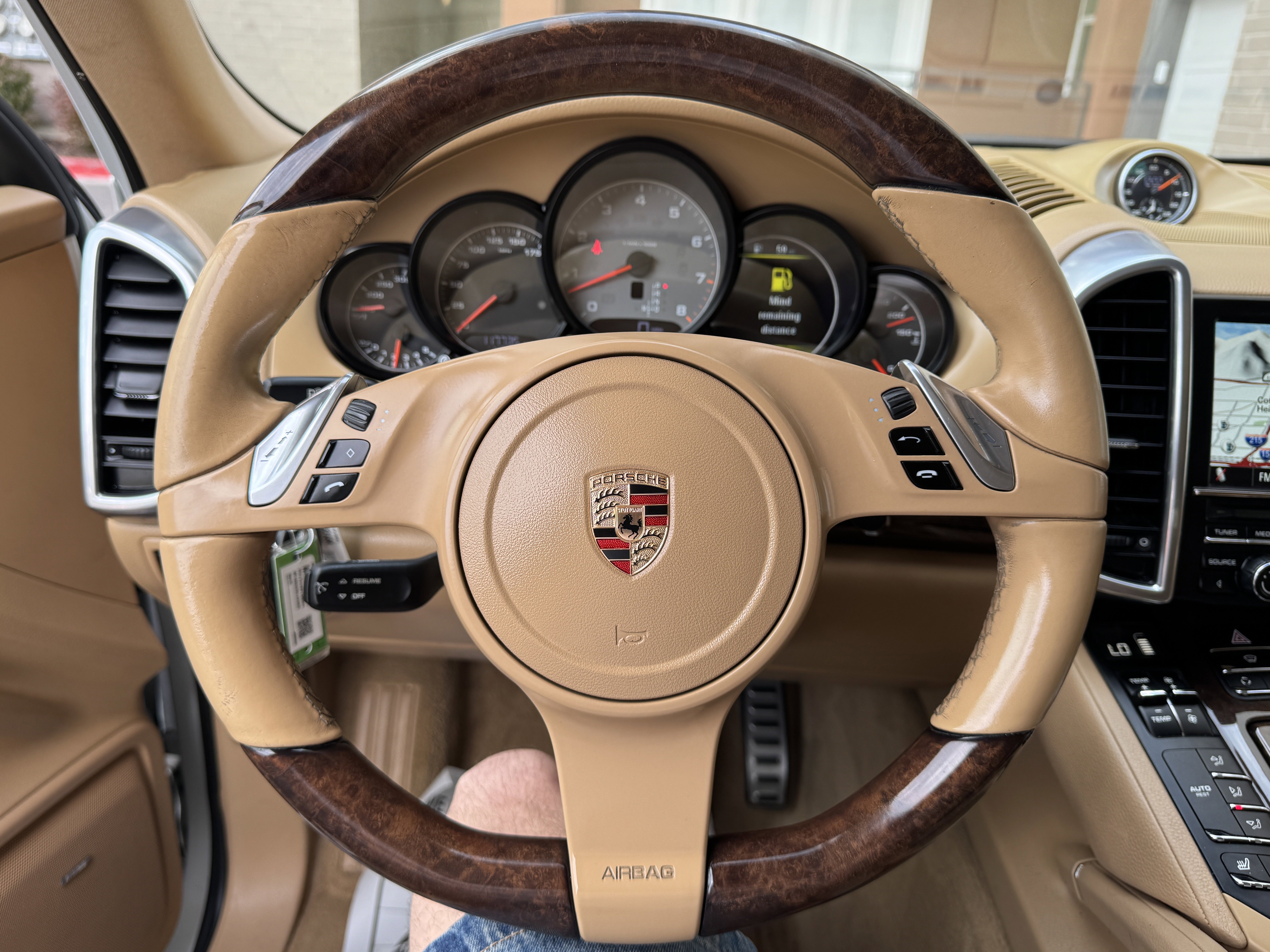 Used 2012 Porsche Cayenne S image 17