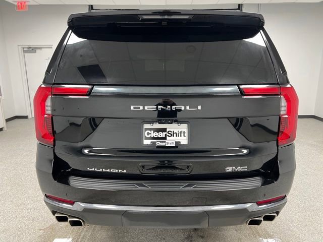 Used 2025 GMC Yukon Denali Ultimate w/ LPO, Floor Liner Package AWD/4WD image 8
