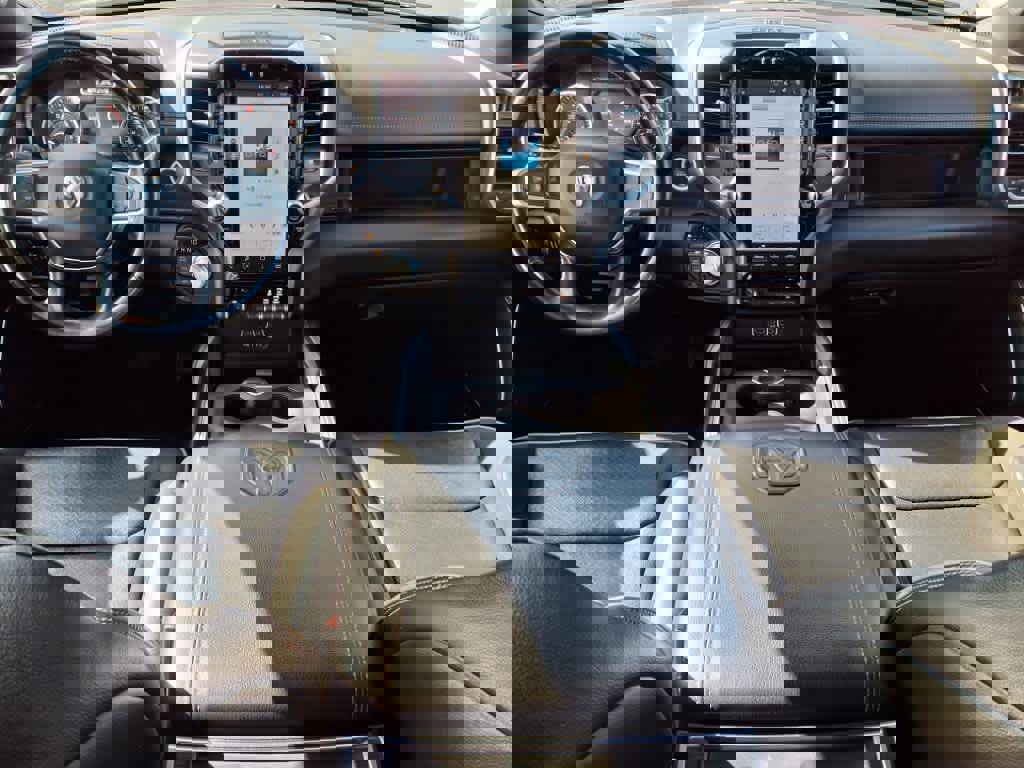 Used 2023 RAM 1500 Laramie image 9