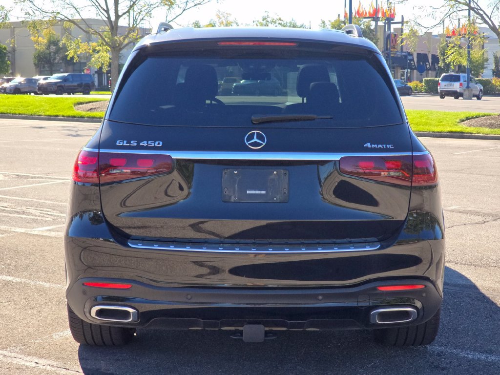 Used 2024 Mercedes-Benz GLS 450 4MATIC image 15