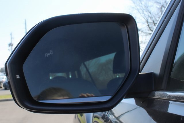 Used 2021 Volkswagen Atlas SE w/ Towing Package image 8