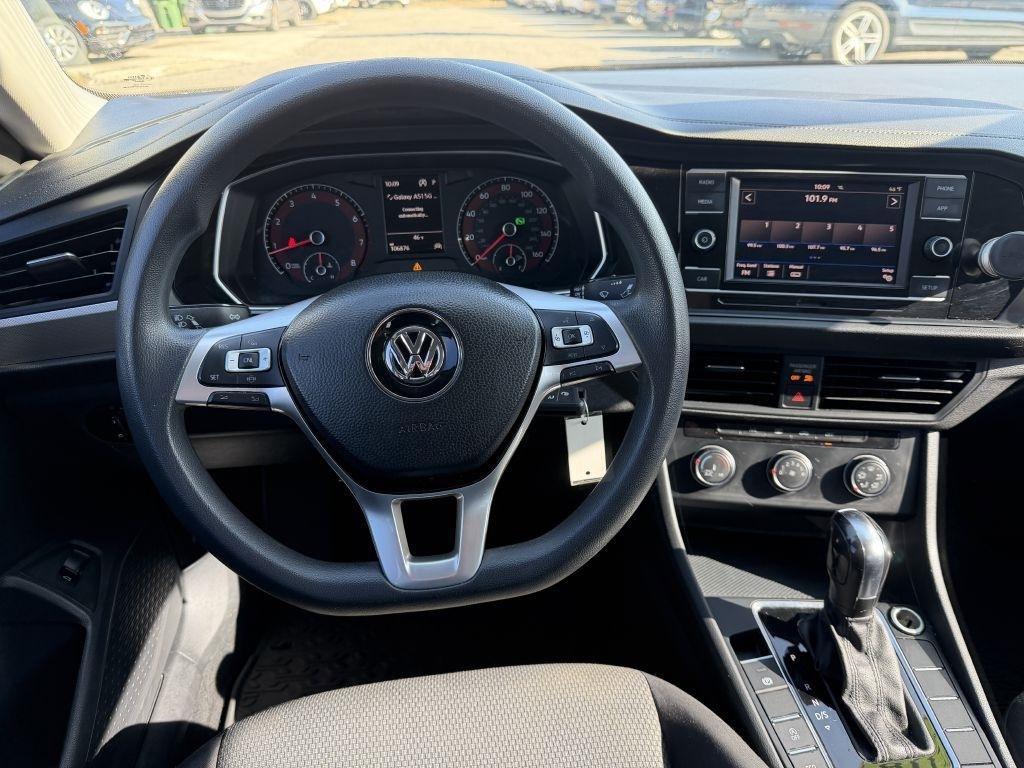 Used 2019 Volkswagen Jetta S w/ Driver Assistance Package FWD image 13