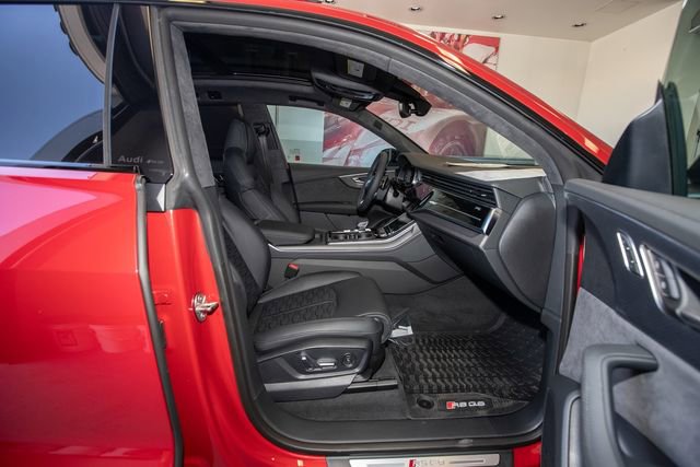 New 2025 Audi RS Q8 performance image 35
