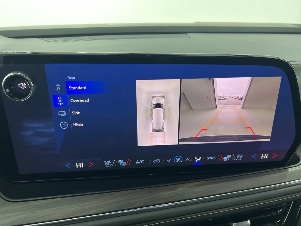 New 2025 Chevrolet Suburban Premier AWD/4WD image 14