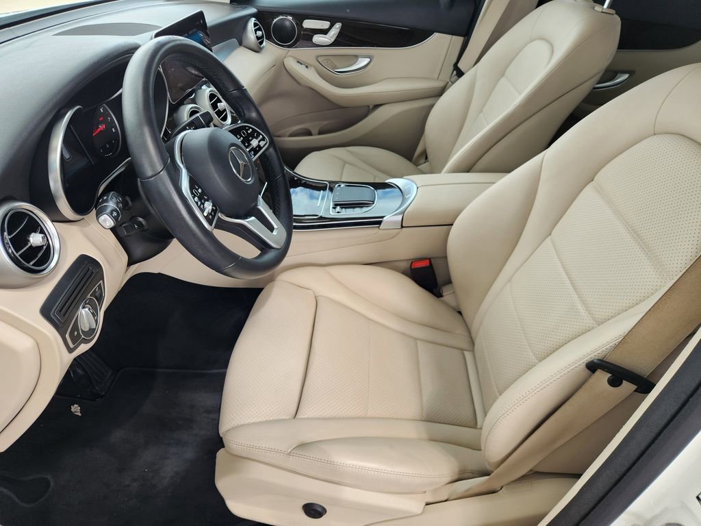 Used 2020 Mercedes-Benz GLC 300 4MATIC image 13