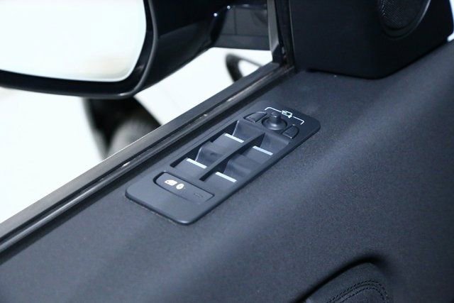 Certified 2025 Land Rover Discovery Sport S image 30