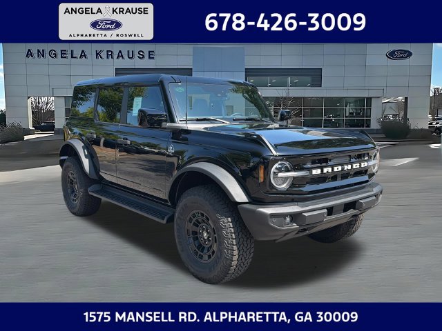 New 2026 Ford Bronco Outer Banks w/ Sasquatch Package AWD/4WD image 1