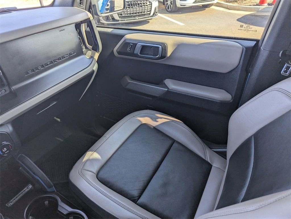 Used 2023 Ford Bronco Wildtrak image 15