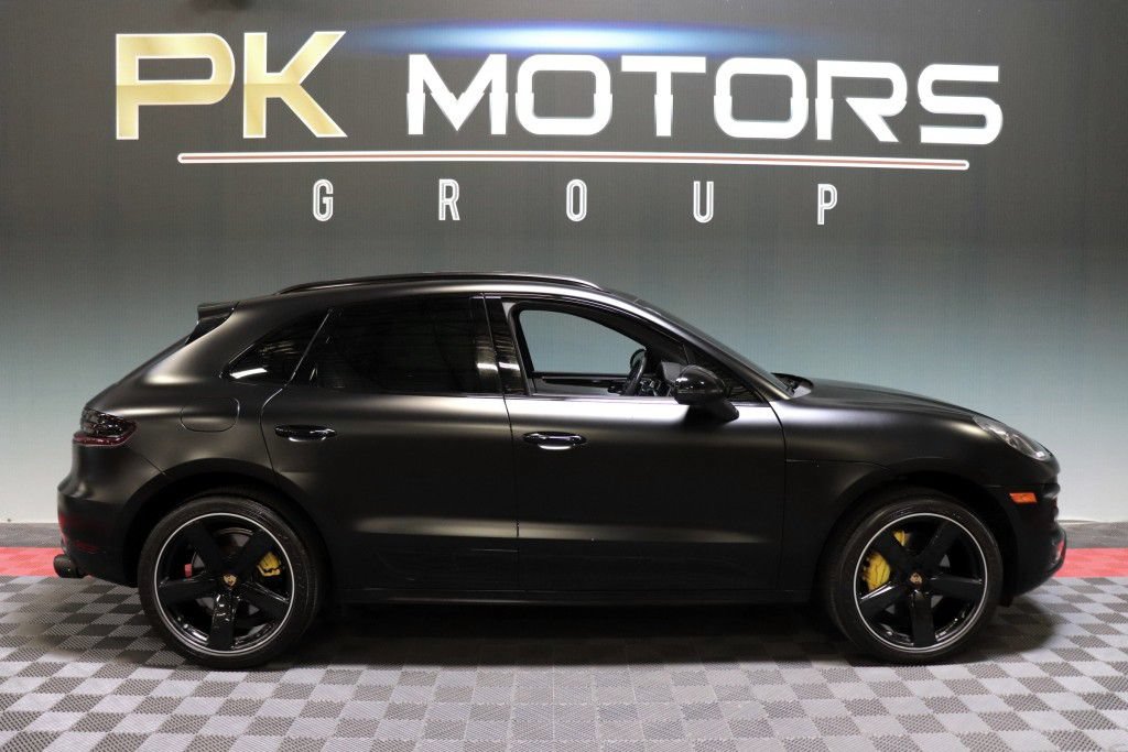Used 2018 Porsche Macan Turbo AWD/4WD image 9