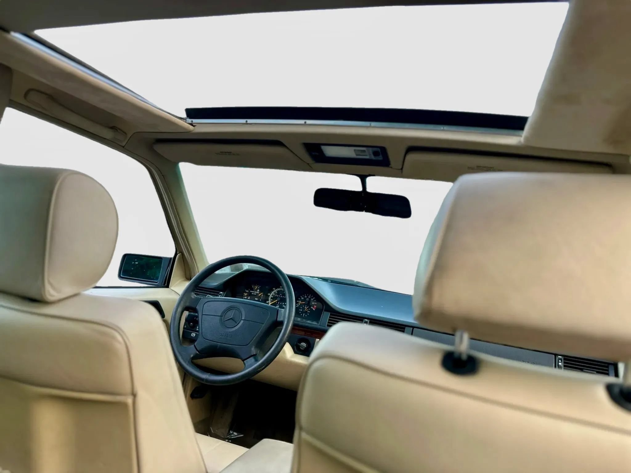 Used 1994 Mercedes-Benz E 320 Sedan image 12