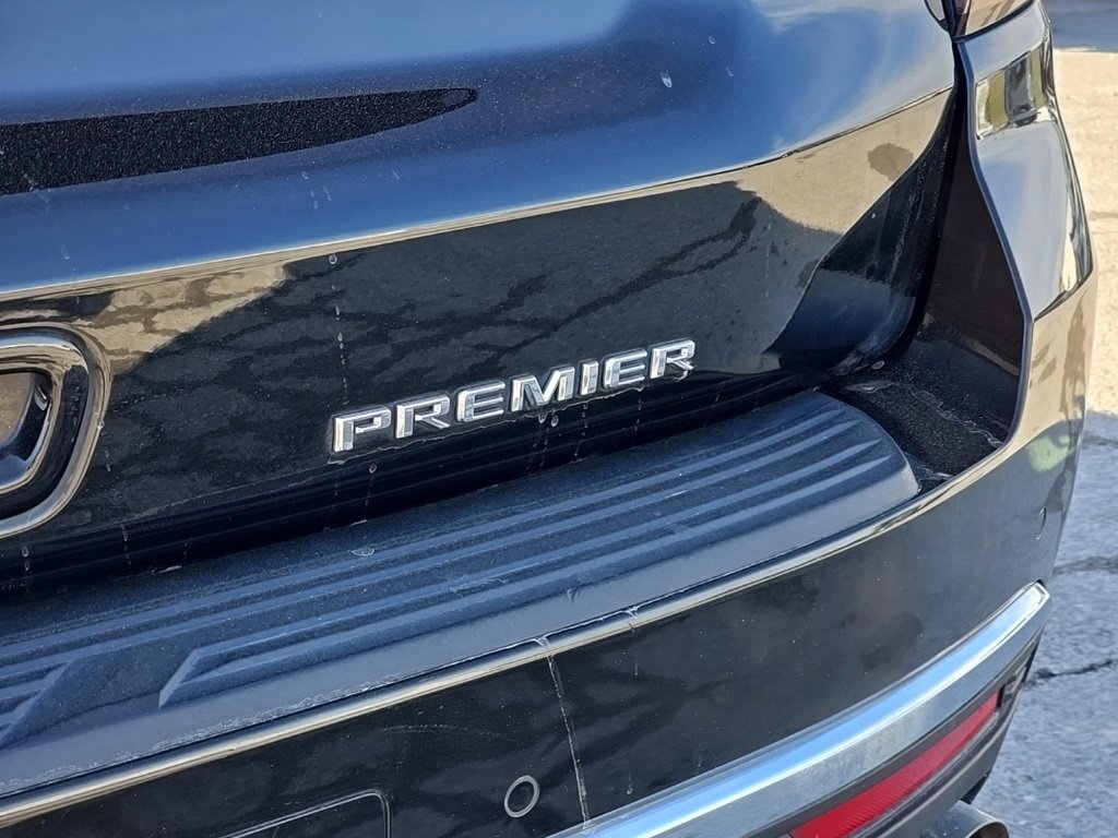 Used 2021 Chevrolet Tahoe Premier w/ Premium Package image 13