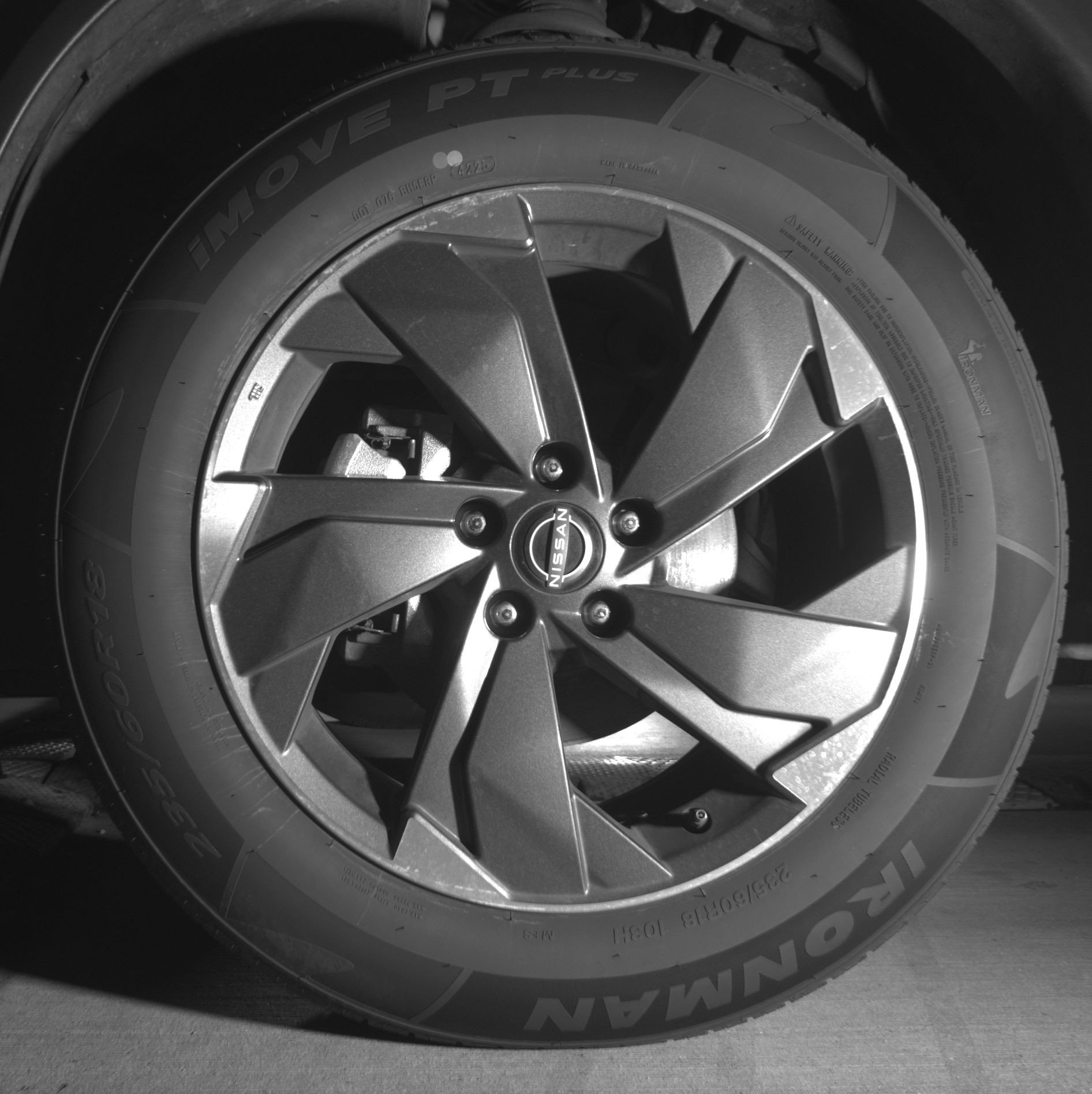 Used 2025 Nissan Rogue SV AWD/4WD image 12