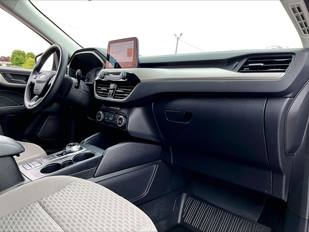 Used 2022 Ford Escape SE AWD/4WD image 14