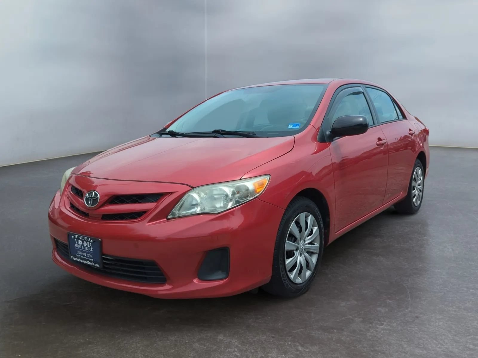 Used 2012 Toyota Corolla LE FWD image 1