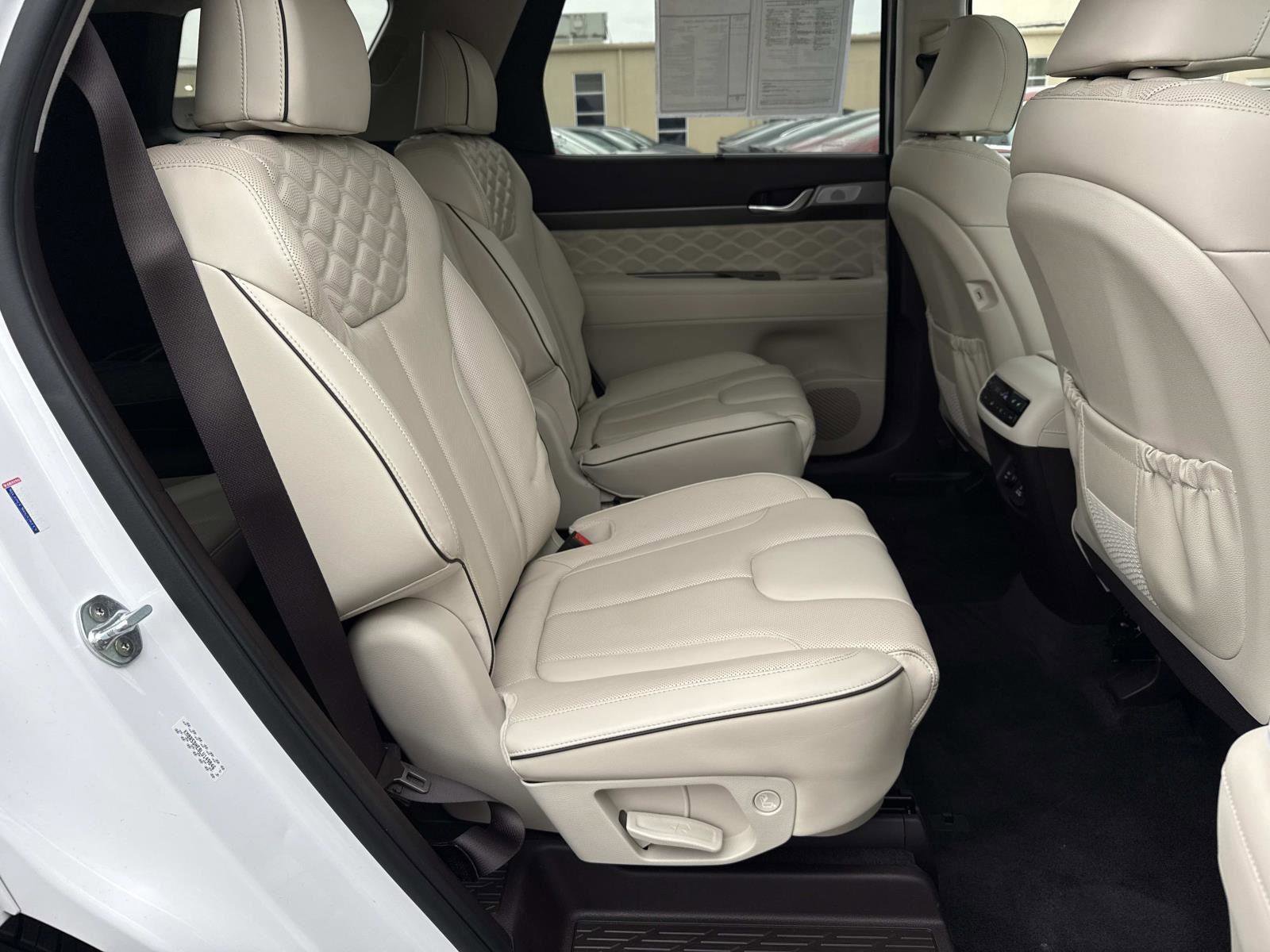 Used 2020 Hyundai Palisade Limited w/ Winter Weather Package image 21