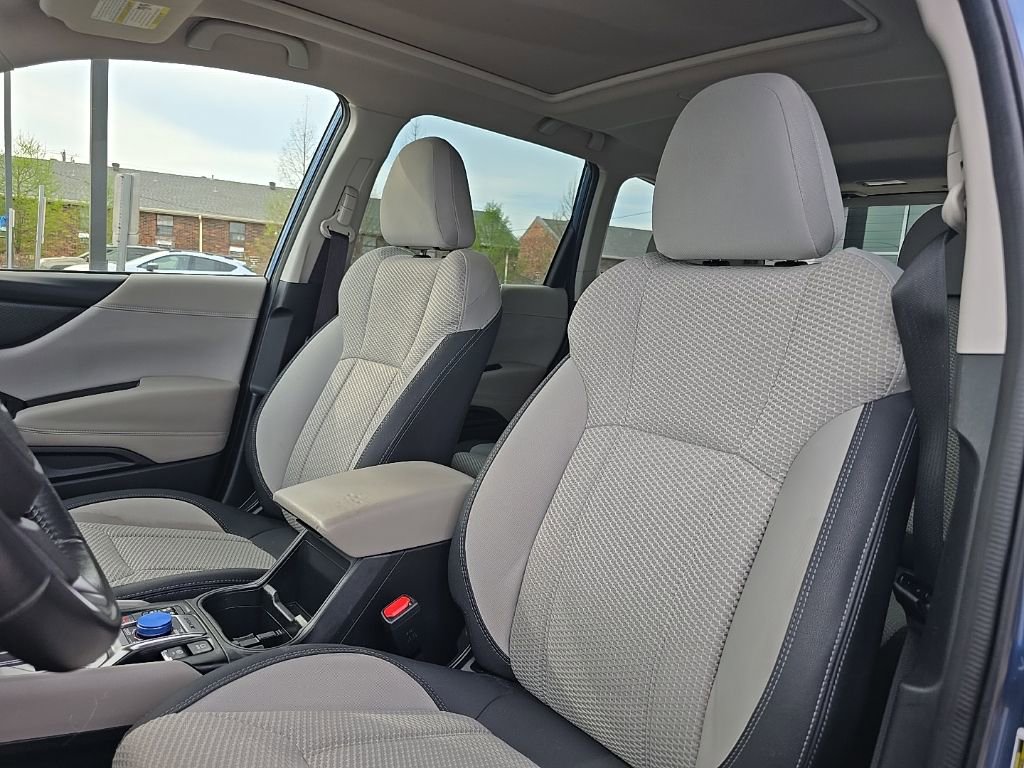 Used 2022 Subaru Forester Premium image 15