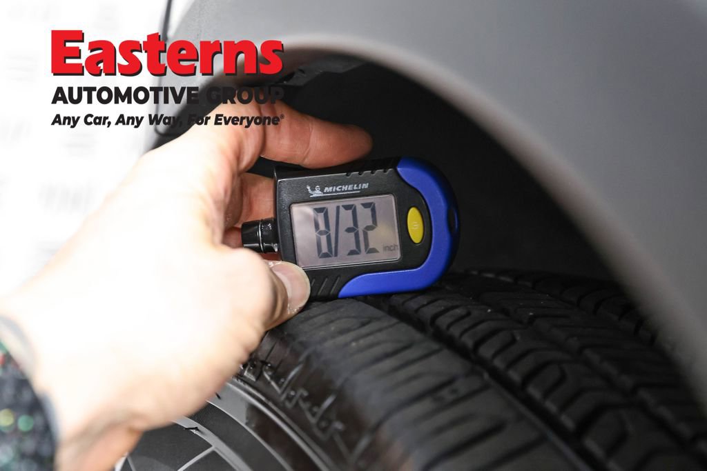 Used 2018 Chevrolet Trax LT w/ LT Convenience Package image 25