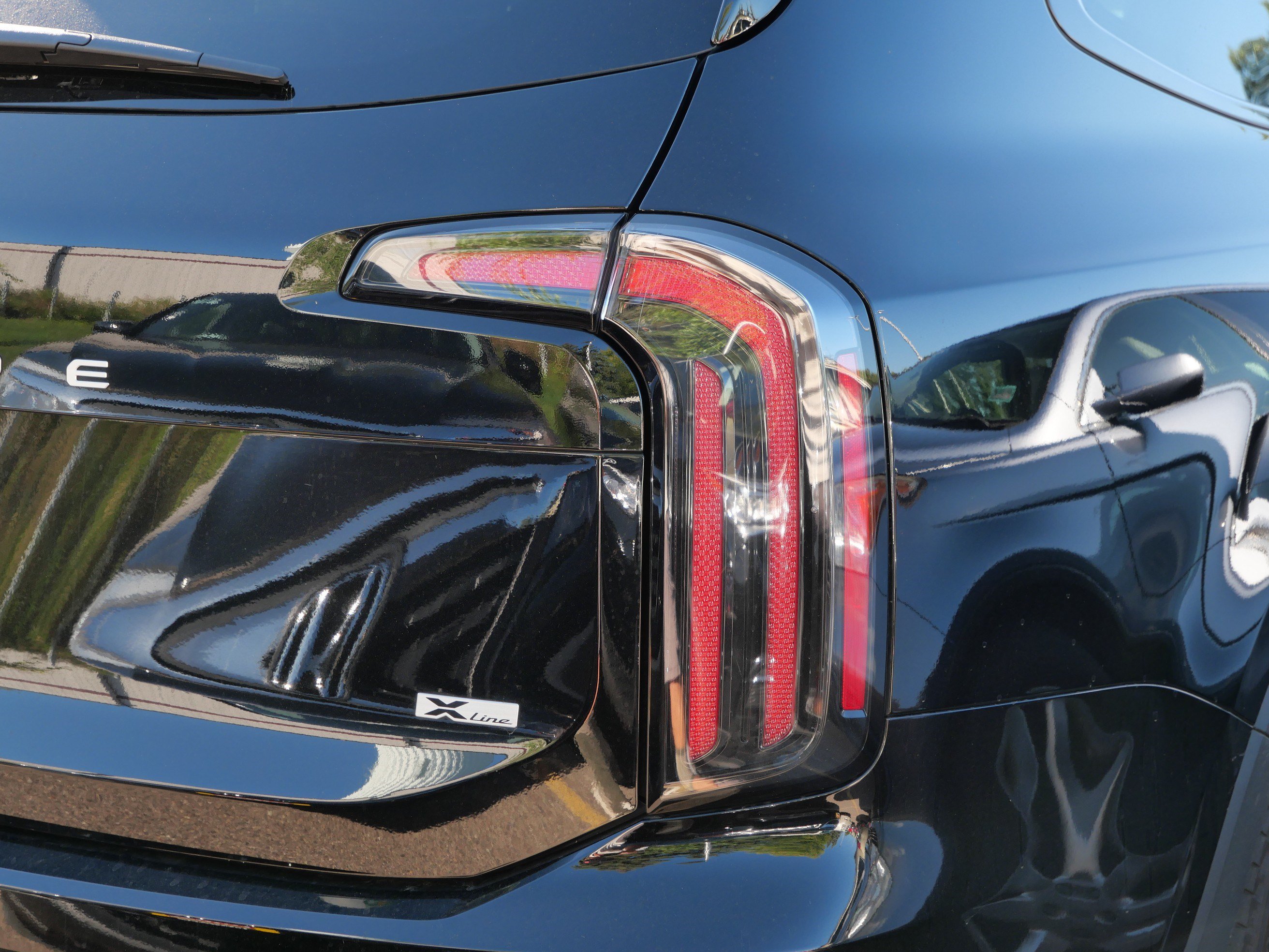 Used 2024 Kia Telluride EX X-Line AWD/4WD image 8