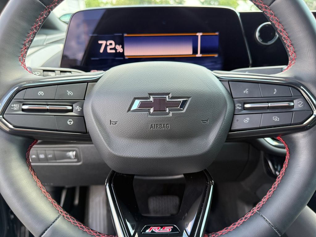 Used 2024 Chevrolet Equinox EV RS FWD image 21