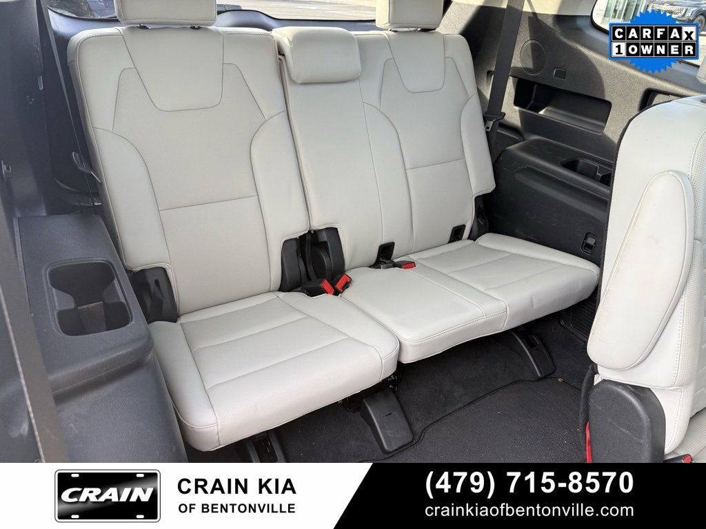 Used 2020 Kia Telluride SX w/ SX Prestige Package image 30