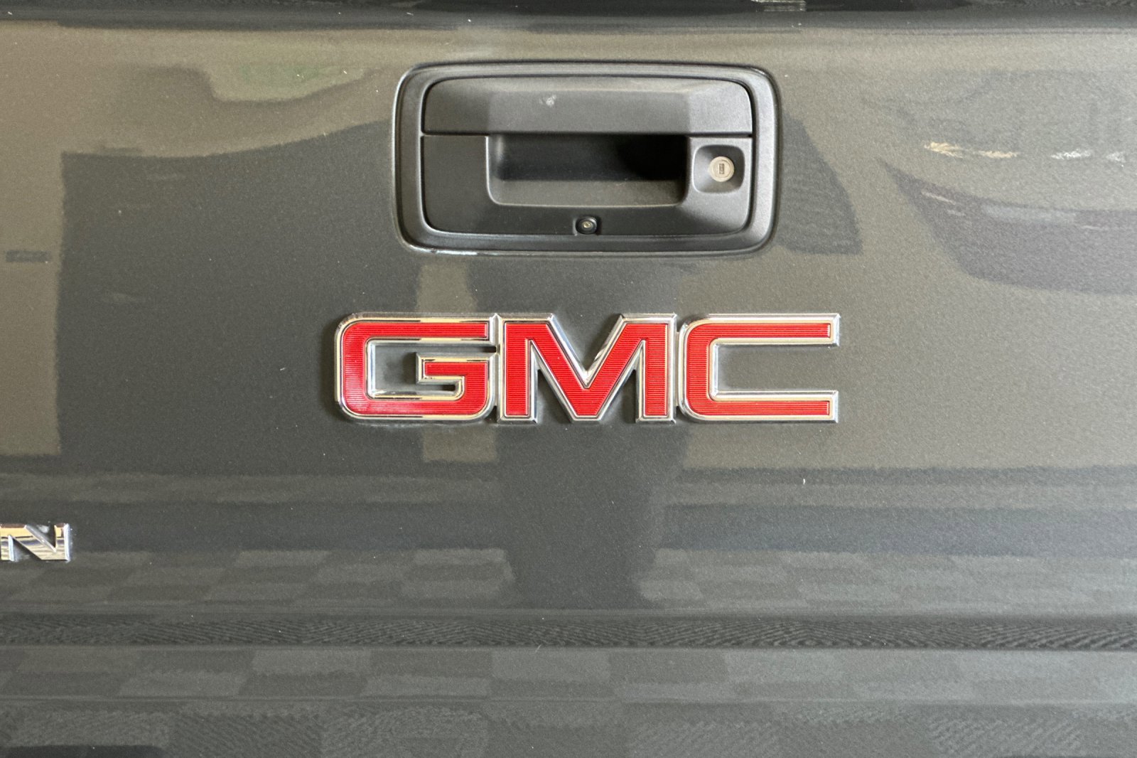 Used 2016 GMC Canyon SLT w/ Driver Alert Package image 47