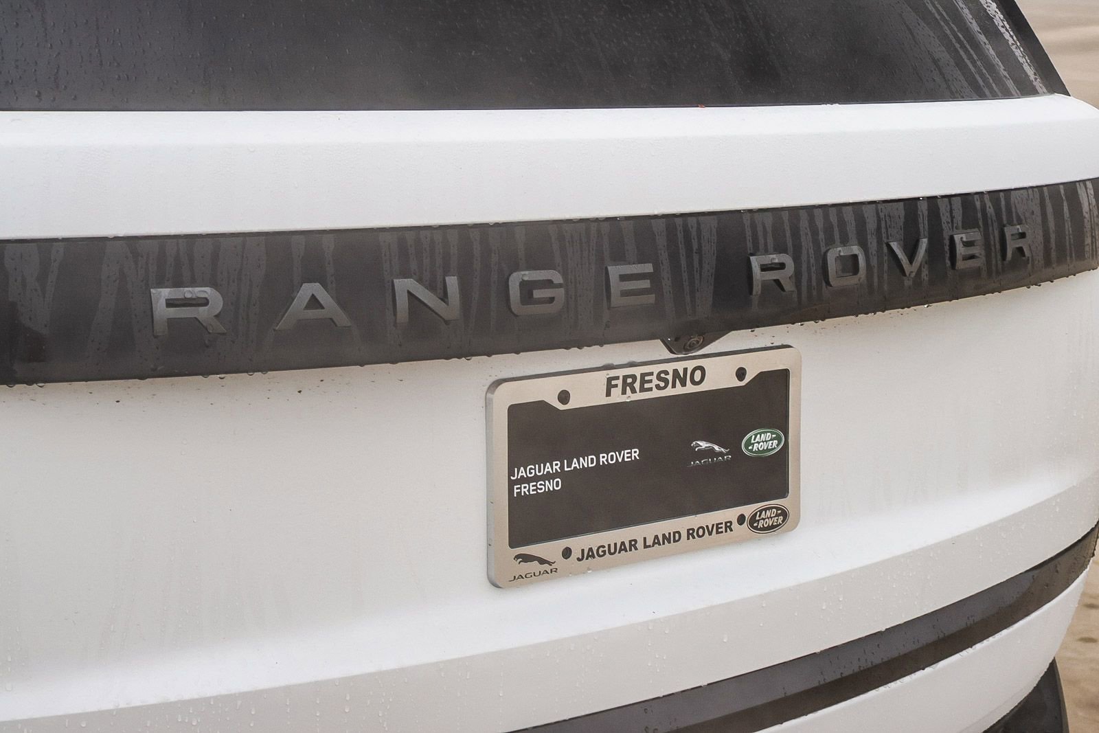 New 2025 Land Rover Range Rover SE image 12