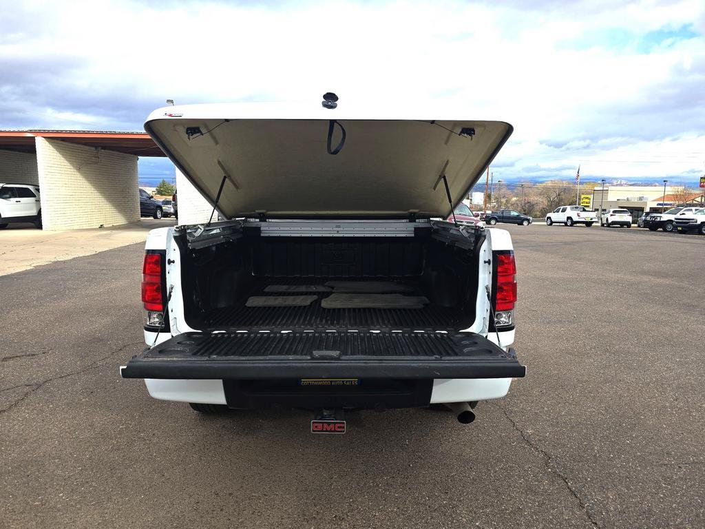 Used 2008 GMC Sierra 1500 Denali AWD/4WD image 13