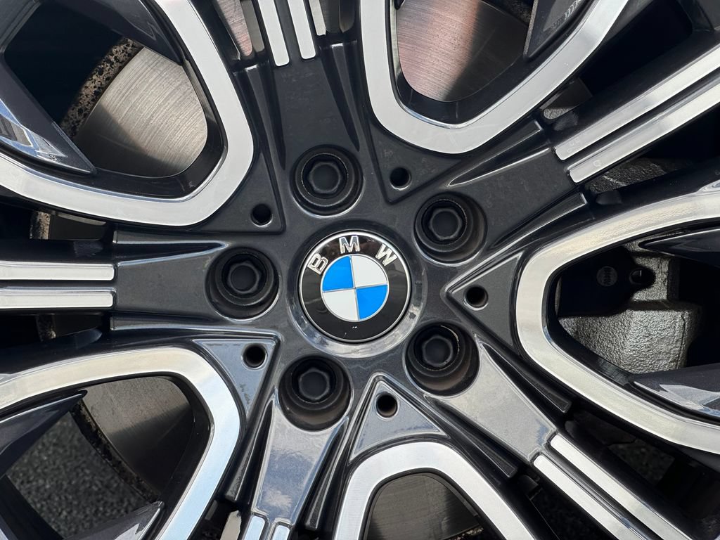 Certified 2025 BMW X3 xDrive30i AWD/4WD image 11